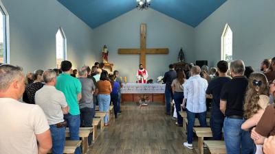 Inauguração de Capela dedicada a Santa Bárbara marca momento de fé em Laranjeiras do Sul